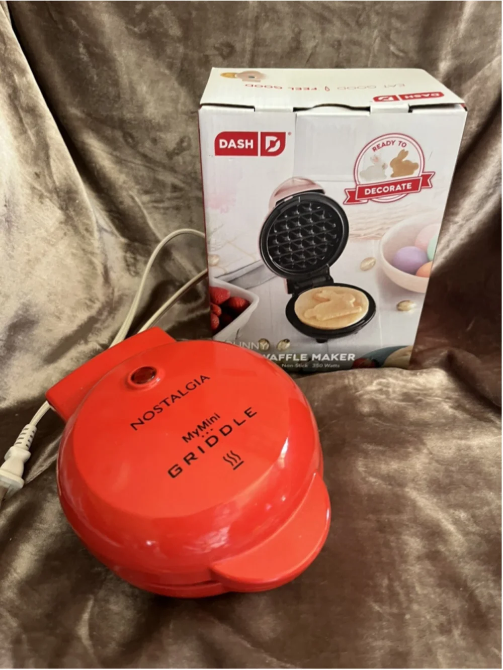 Mini Dash Pink BUNNY rabbit Shaped Waffle Maker 4inch New In Box Easter SpringW/